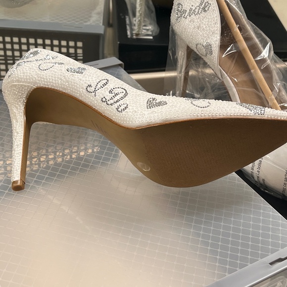 INC Bridal Bling White and Silver 10.5 (New) - Picture 2 of 4